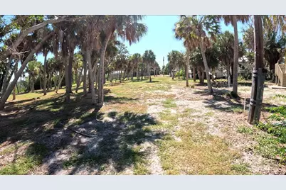 10049 Hel-Lew Court, Placida, FL 33946 - Photo 9