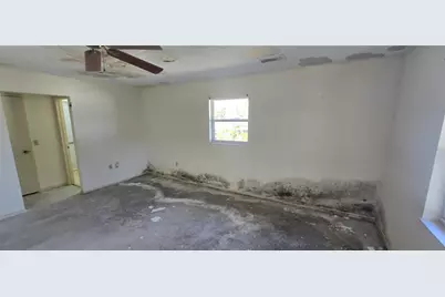 2094 Carpetgreen Street, Port Charlotte, FL 33948 - Photo 7