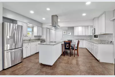 250 Bangsberg Road SE, Port Charlotte, FL 33952 - Photo 5