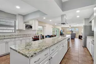 250 Bangsberg Rd SE, Port Charlotte, FL 33952 - Photo 7