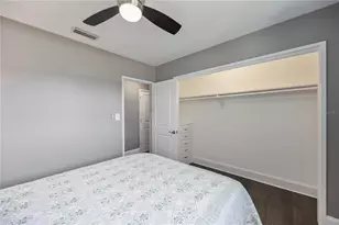 1824 Rhoades Terrace, Sarasota, FL 34234 - Photo 25