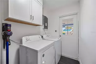 1824 Rhoades Terrace, Sarasota, FL 34234 - Photo 23