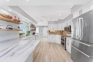 139 Seville Pl SW, Port Charlotte, FL 33952 - Photo 11