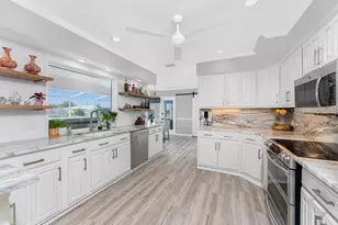 139 Seville Pl SW, Port Charlotte, FL 33952 - Photo 15