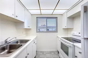 649 Tamiami Trail S, Venice, FL 34285 - Photo 7