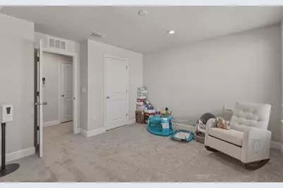 16390 Queen Palm Drive, Port Charlotte, FL 33953 - Photo 31