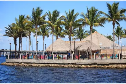 711 Via Tripoli, Punta Gorda, FL 33950 - Photo 81