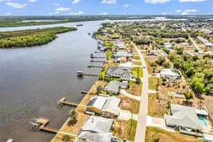 2300 Harbour Dr, Punta Gorda, FL 33983 - Photo 67