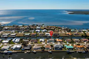 121 Sinclair St SE, Port Charlotte, FL 33952 - Photo 1