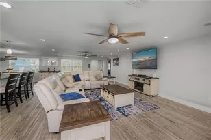 121 Sinclair St SE, Port Charlotte, FL 33952 - Photo 21