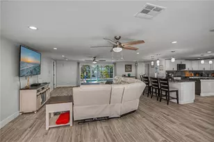 121 Sinclair St SE, Port Charlotte, FL 33952 - Photo 19