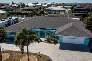 121 Sinclair St SE, Port Charlotte, FL 33952 - Photo 7