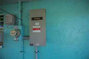 121 Sinclair St SE, Port Charlotte, FL 33952 - Photo 95