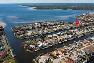 121 Sinclair St SE, Port Charlotte, FL 33952 - Photo 1