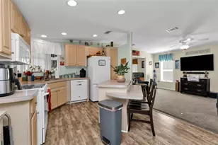 700 Long Beach Ct, Punta Gorda, FL 33950 - Photo 33