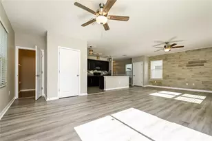 4106 Willow Hammock Dr, Palmetto, FL 34221 - Photo 5