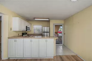 25100 Sandhill Blvd, Punta Gorda, FL 33983 - Photo 3