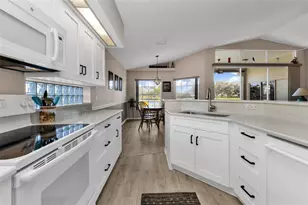 3179 Village Ln, Port Charlotte, FL 33953 - Photo 9