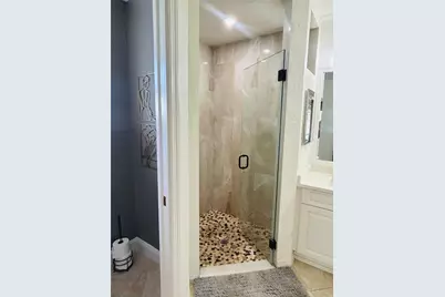 3525 SW 8th Court SW, Cape Coral, FL 33914 - Photo 9