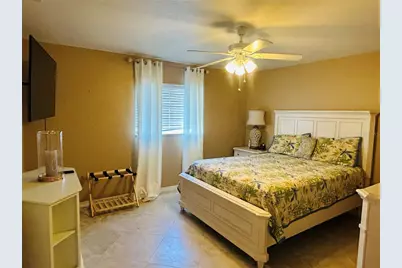 3525 SW 8th Court SW, Cape Coral, FL 33914 - Photo 15