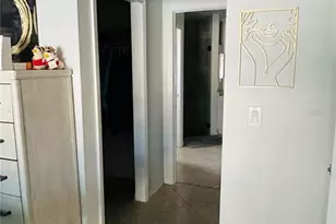 3525 SW 8th Ct SW, Cape Coral, FL 33914 - Photo 7