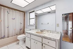 2101 Broad Ranch Dr, Port Charlotte, FL 33948 - Photo 23