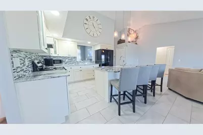 35 Sportsman Court, Rotonda West, FL 33947 - Photo 15