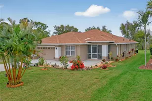 138 Wahoo Dr, Rotonda West, FL 33947 - Photo 1