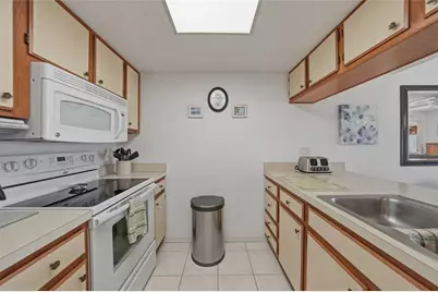 4000 Oakview Drive #L2, Punta Gorda, FL 33980 - Photo 5