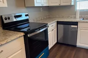 3123 Crystal Hills Dr, Lakeland, FL 33801 - Photo 5