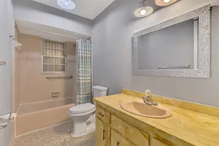 22 Oakland Hills Ct, Rotonda West, FL 33947 - Photo 23