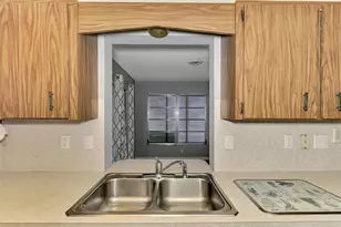 22 Oakland Hills Ct, Rotonda West, FL 33947 - Photo 19