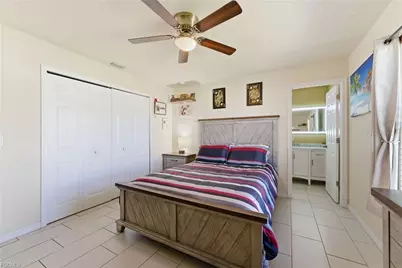 528 SE 5th Place, Cape Coral, FL 33990 - Photo 27