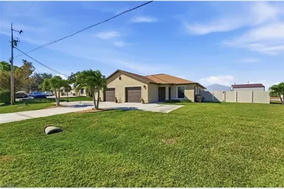 528 SE 5th Place, Cape Coral, FL 33990 - Photo 41