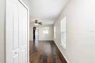 13221 Waterford Castle Dr, Dade City, FL 33525 - Photo 7