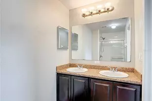 13221 Waterford Castle Dr, Dade City, FL 33525 - Photo 45