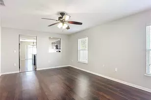 13221 Waterford Castle Dr, Dade City, FL 33525 - Photo 11