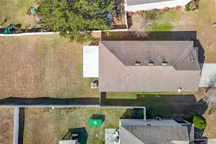 13221 Waterford Castle Dr, Dade City, FL 33525 - Photo 57