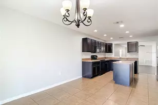 13221 Waterford Castle Dr, Dade City, FL 33525 - Photo 25