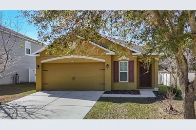 13221 Waterford Castle Drive, Dade City, FL 33525 - Photo 5