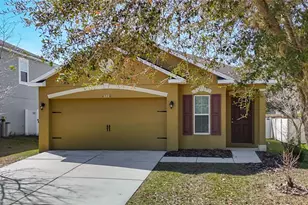 13221 Waterford Castle Dr, Dade City, FL 33525 - Photo 5