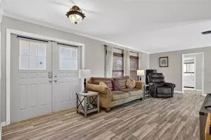 441 Chestnut Ave NW, Port Charlotte, FL 33952 - Photo 5