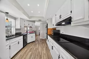 441 Chestnut Ave NW, Port Charlotte, FL 33952 - Photo 11