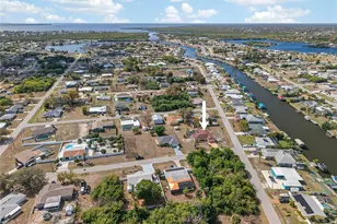 441 Chestnut Ave NW, Port Charlotte, FL 33952 - Photo 3