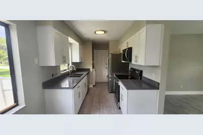 541 E Virginia Avenue, Punta Gorda, FL 33950 - Photo 3