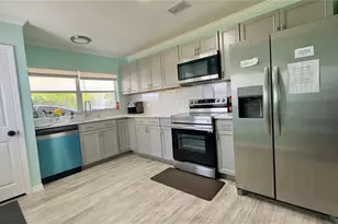 420 Greenwich Ave NW, Port Charlotte, FL 33952 - Photo 7