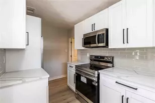 5104 N 15th St, Tampa, FL 33610 - Photo 9