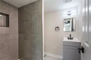 5104 N 15th St, Tampa, FL 33610 - Photo 35