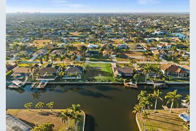 2623 SW 35th Lane, Cape Coral, FL 33914 - Photo 13