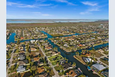 2623 SW 35th Lane, Cape Coral, FL 33914 - Photo 17